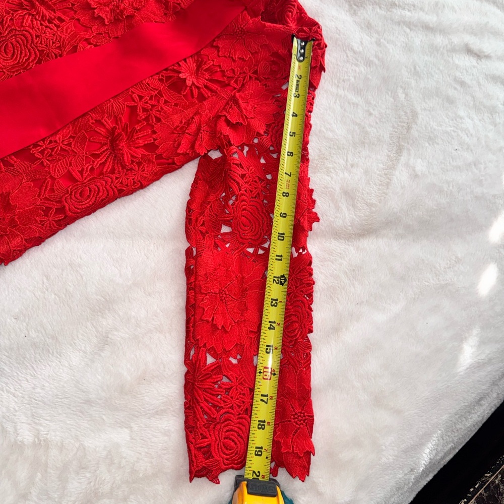 Tuckernuck Red Floral Lace Blouse - Picture 11 of 14
